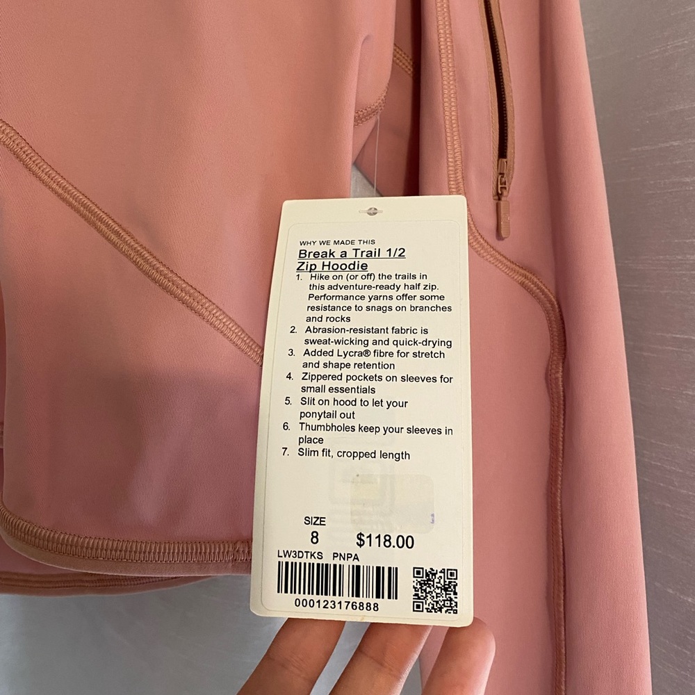 Lululemon break a trail 1/2 zip - Picture 6 of 9